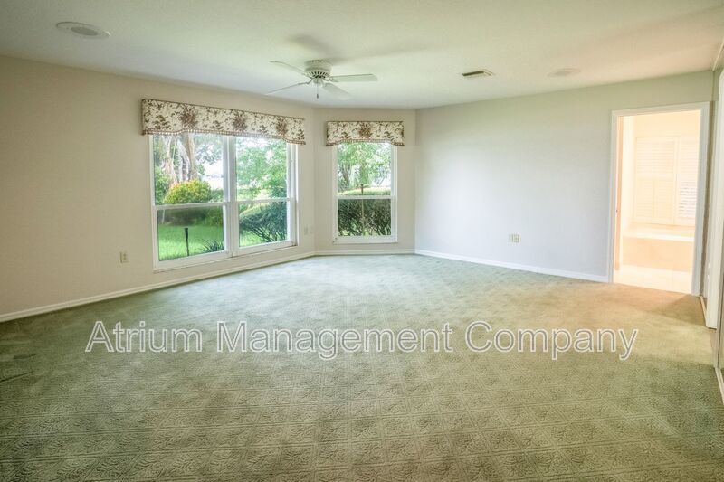 Stunning 3-Bedroom, 3-Bathroom Lakeside Home in Mount Dora with Private Pool & Lakefront Living property image