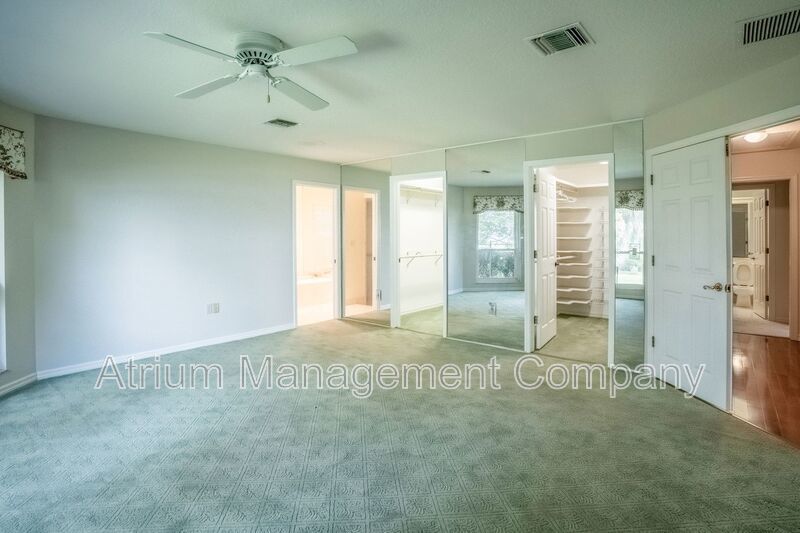 Stunning 3-Bedroom, 3-Bathroom Lakeside Home in Mount Dora with Private Pool & Lakefront Living property image