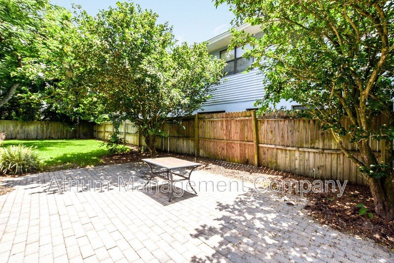 Charming 4/2 Colonial Town North Home with Oversized Fenced Yard property image