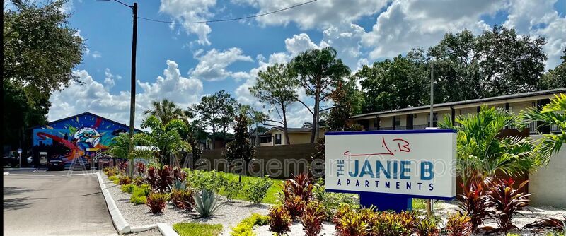 Gorgeous Seminole Heights Apartment!!! property image