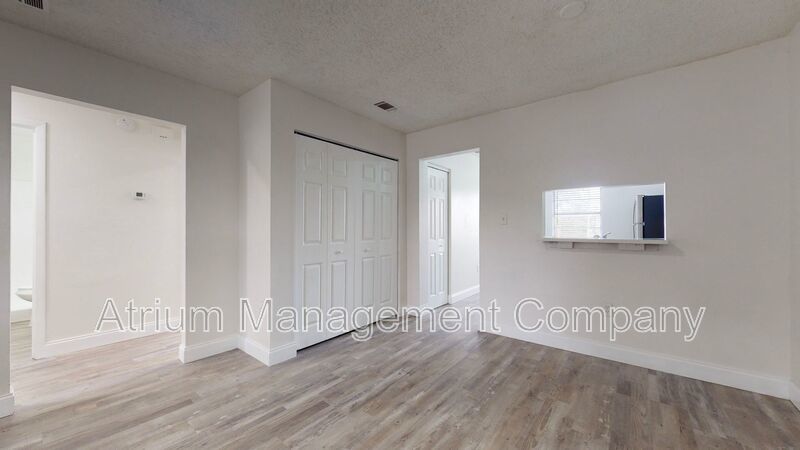 Gorgeous Seminole Heights Apartment!!! property image