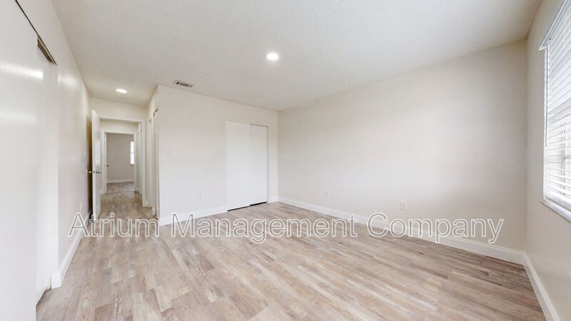 Gorgeous Seminole Heights Apartment!!! property image