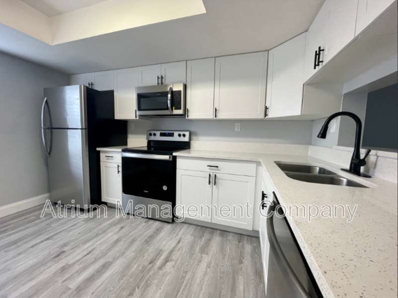 2 Bed, 2 Bath Apartment in Tampa – Pet Friendly, Pool, River Access & More! property image