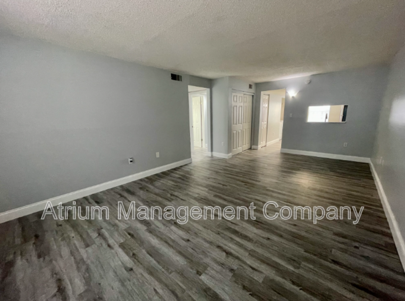 2 Bed, 2 Bath Apartment in Tampa – Pet Friendly, Pool, River Access & More! property image