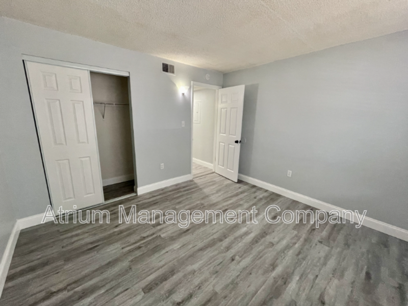 2 Bed, 2 Bath Apartment in Tampa – Pet Friendly, Pool, River Access & More! property image