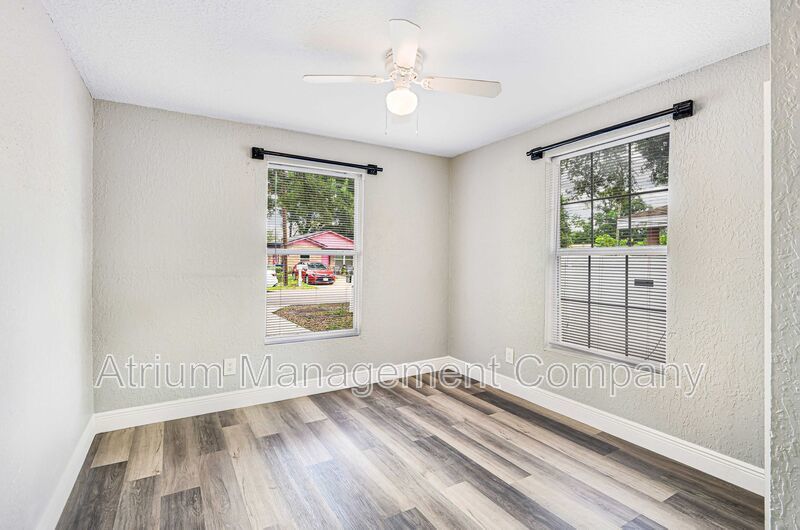 Charming 3-Bedroom Home with Renovated Interior & Large Fenced Backyard – Pet Friendly! property image