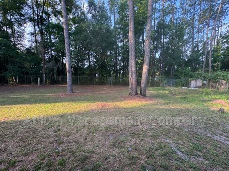 1 MONTH FREE RENT!!  Move-in ready! Gorgeous 2 bedroom \ 1 bathroom property image