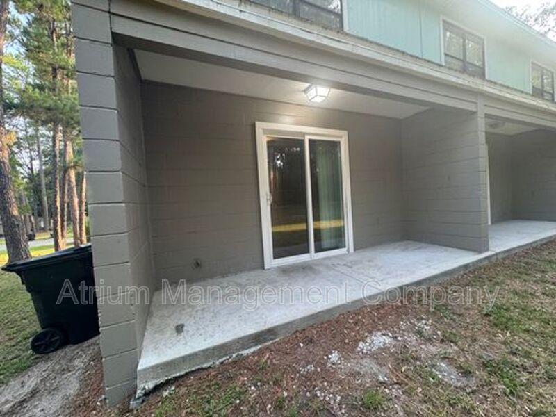 1 MONTH FREE RENT! Gorgeous 2bedroom 1 bathroom Townhome! Move-In Ready!!!! property image