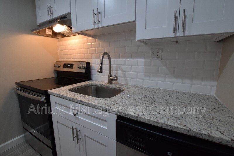 FULLY RENOVATED 1 Bed 1 Bath Apartment for Rent in Orlando, FL! property image