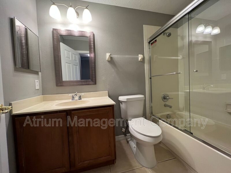 Beautiful 3 Bed, 2.5 Bath Gated Condo for Rent in Sanford/Lake Mary, FL – $500 Off First Month’s Rent! property image
