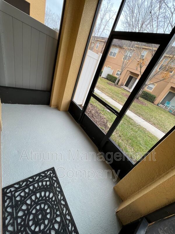 Beautiful 3 Bed, 2.5 Bath Gated Condo for Rent in Sanford/Lake Mary, FL – $500 Off First Month’s Rent! property image