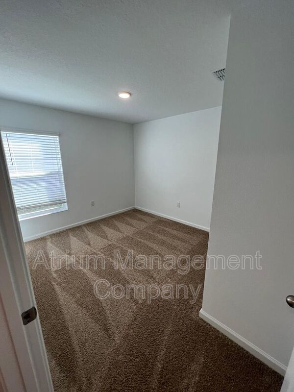 $600 OFF Your First Month’s Rent  –  Beautiful 3Bed/2Bath Home in Haines City property image