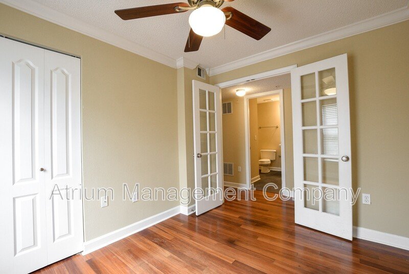 One Month Free- Limited Time Special!!! Miriada Condominums 3 Bed 2 Bath for Rent Near CONWAY!!! property image