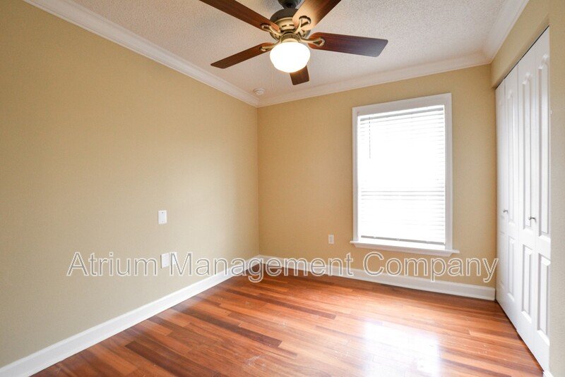 One Month Free- Limited Time Special!!! Miriada Condominums 3 Bed 2 Bath for Rent Near CONWAY!!! property image