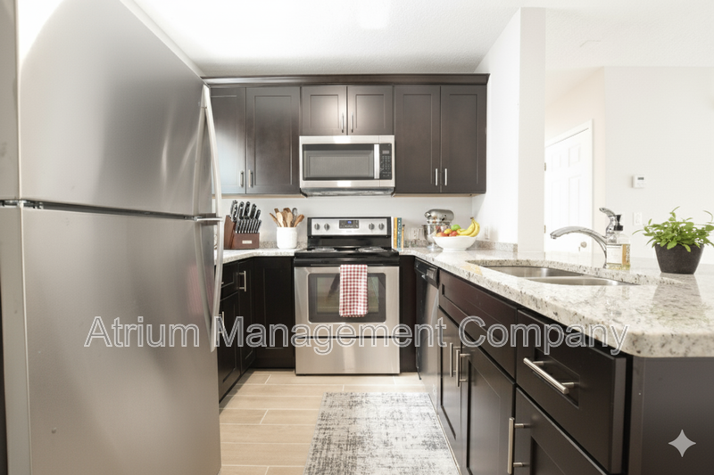 Modern 3-Bedroom, 2-Bathroom Apartment with Water, Internet & Parking Included! property image