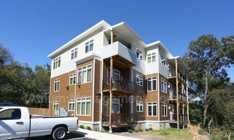 3611 East Marshall Street #105 property image