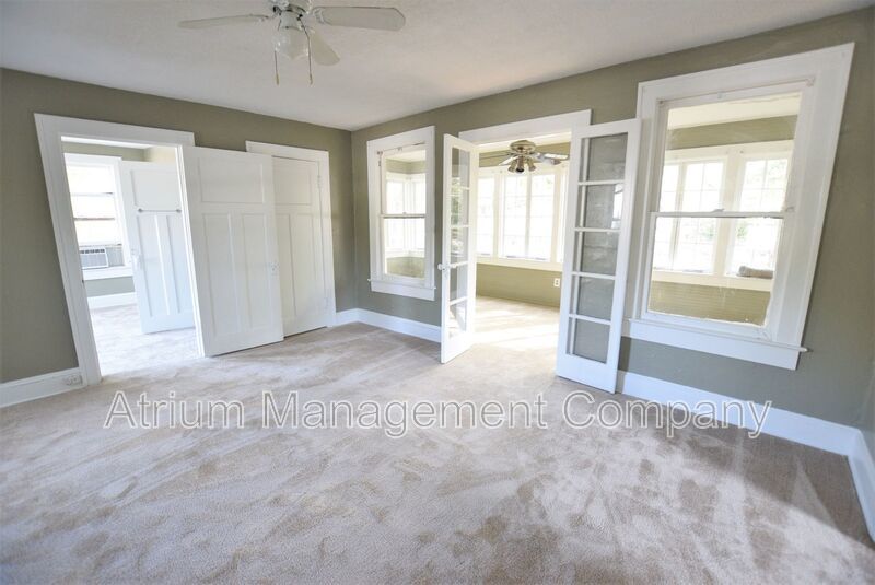 Bright Top-Floor 1 Bedroom in the Heart of Thornton Park! Walk to Lake Eola! property image