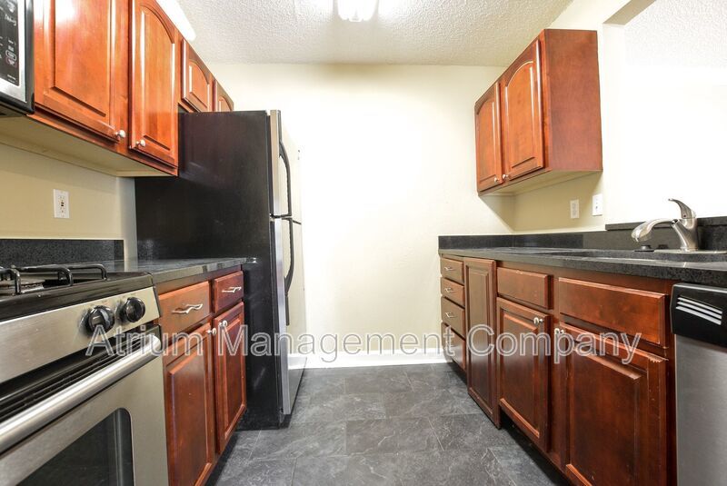 Beautiful 3 Bed 2 Bath WITH BONUS ROOM for Rent in East Orlando!!! SPECIAL PROMOTION!! property image