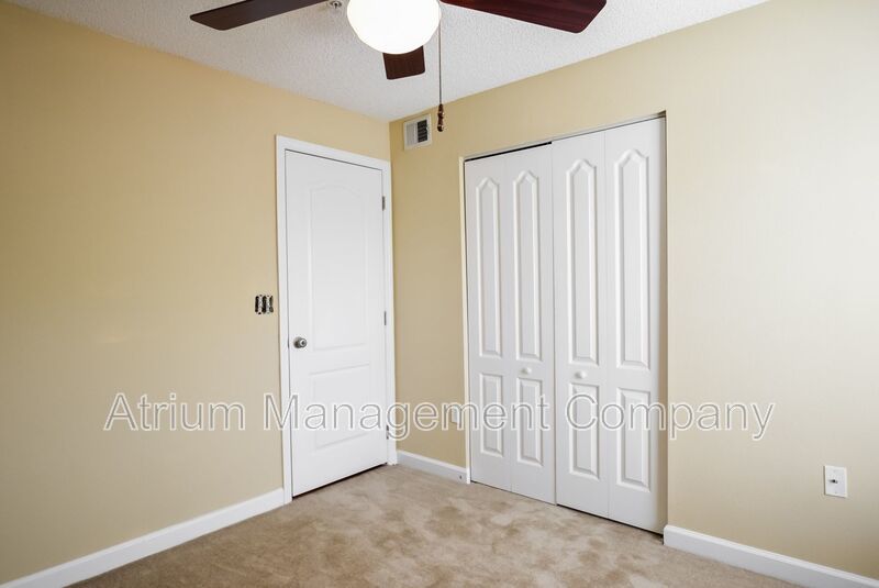 Beautiful 3 Bed 2 Bath WITH BONUS ROOM for Rent in East Orlando!!! SPECIAL PROMOTION!! property image