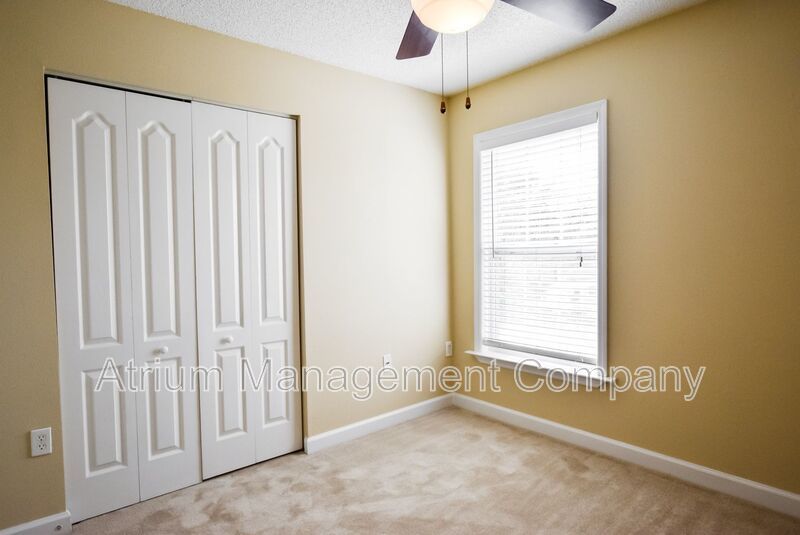 Beautiful 3 Bed 2 Bath WITH BONUS ROOM for Rent in East Orlando!!! SPECIAL PROMOTION!! property image