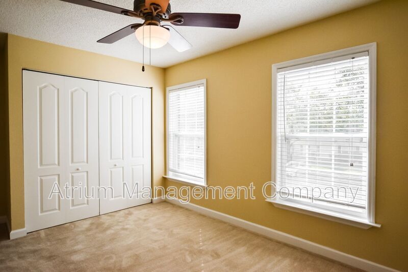 Beautiful 3 Bed 2 Bath WITH BONUS ROOM for Rent in East Orlando!!! SPECIAL PROMOTION!! property image