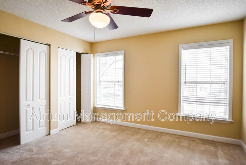 Beautiful 3 Bed 2 Bath WITH BONUS ROOM for Rent in East Orlando!!! SPECIAL PROMOTION!! property image