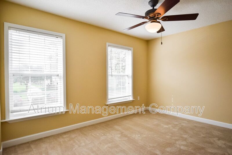 Beautiful 3 Bed 2 Bath WITH BONUS ROOM for Rent in East Orlando!!! SPECIAL PROMOTION!! property image