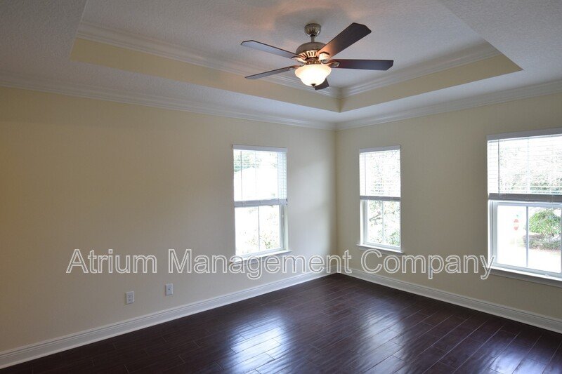 Beautiful  3 Bed 2.5 Bath Town Home in Orlando, FL! COLLEGE PARK!!! property image