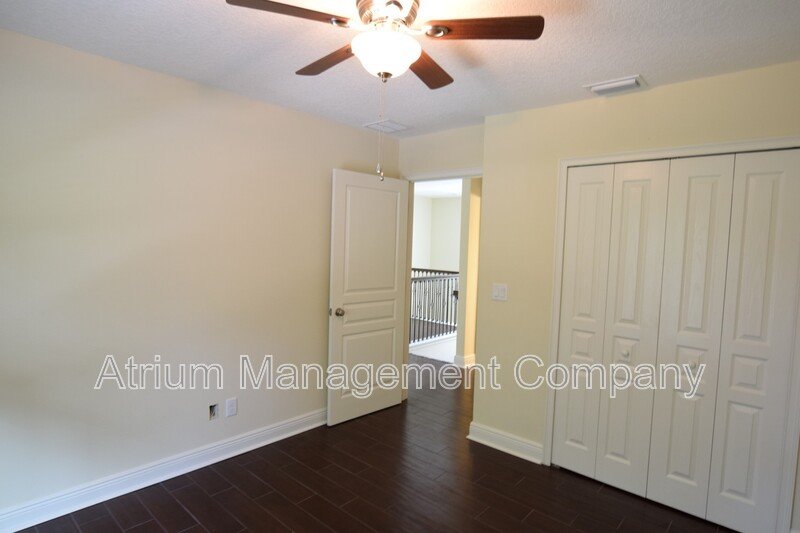Beautiful  3 Bed 2.5 Bath Town Home in Orlando, FL! COLLEGE PARK!!! property image