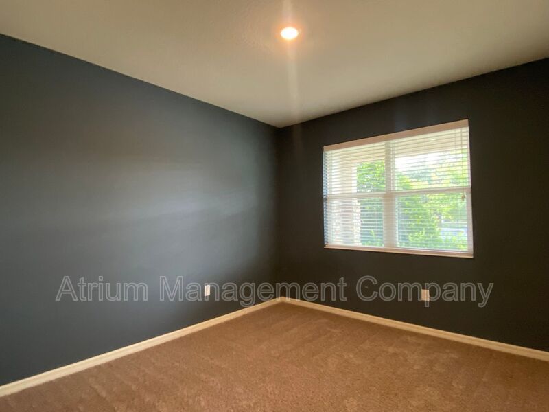 Stunning 5 Bedroom Pool Home in Orchard Hills near Hamlin & The Grove property image