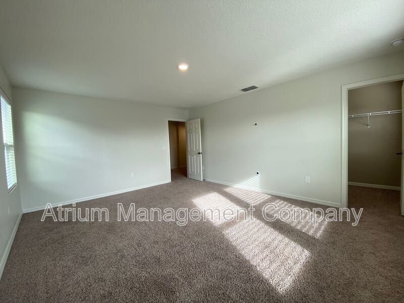 Stunning 5 Bedroom Pool Home in Orchard Hills near Hamlin & The Grove property image