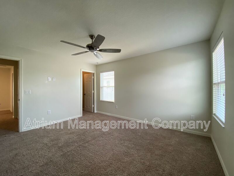 Stunning 5 Bedroom Pool Home in Orchard Hills near Hamlin & The Grove property image