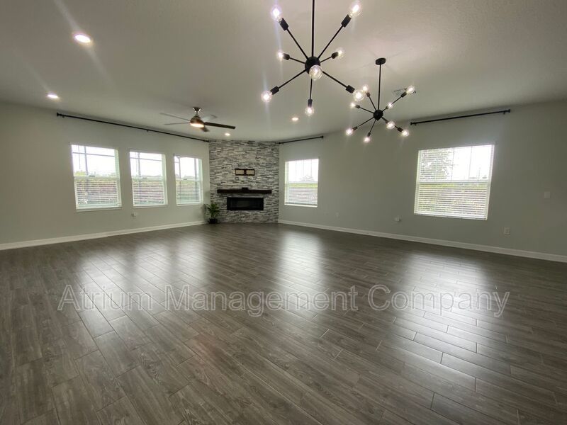 Spacious 5 Bedroom Pool Home with In-Law Suite in Lake Nona’s Coveted Storey Park! property image