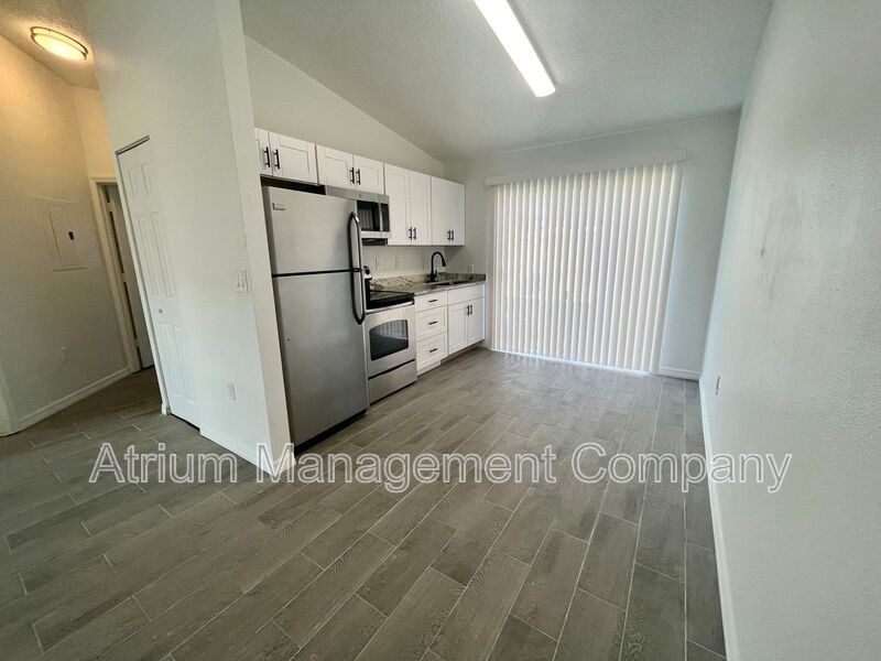 2 Bedroom, 1 Bathroom Renovated Apartment Home!!!! property image