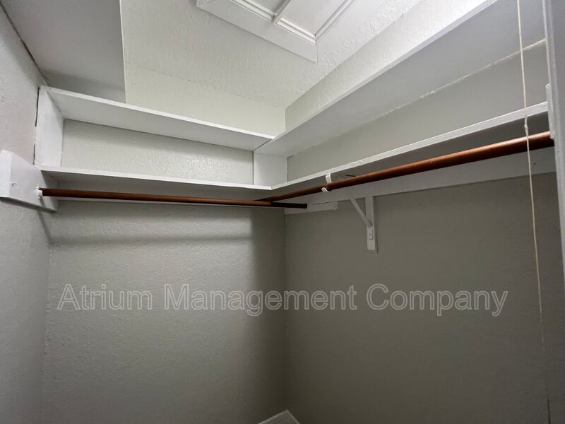 1 Bedroom 1 Bathroom Lake Katherine Village Condo Available Now !!! property image