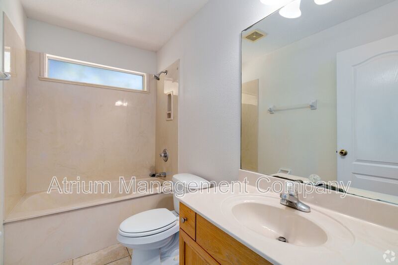 Spacious 3-Bed, 2.5-Bath Townhome with Bonus Room – Minutes from the Indian River! property image