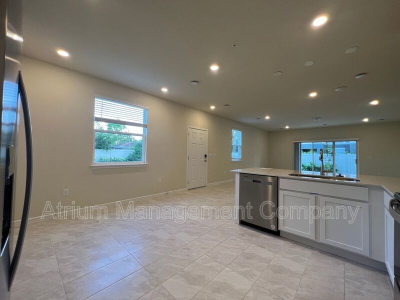 BRAND NEW CONSTRUCTION 3 Bed 2.5 Bath at Grayson Square AVAILABLE IMMEDIATELY!!! property image