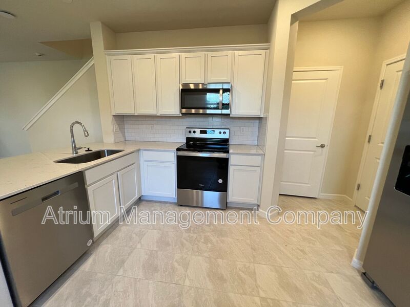 BRAND NEW CONSTRUCTION 3 Bed 2.5 Bath at Grayson Square AVAILABLE IMMEDIATELY!!! property image