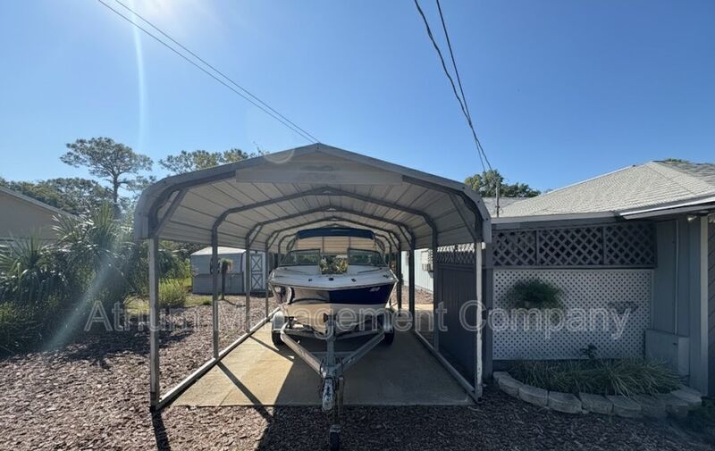 Spacious 3-Bedroom Home in Beautiful DeBary – Comfort, Style & Relaxation! $500 off First Month Rent!!! property image