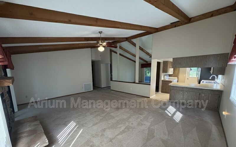 Spacious 3-Bedroom Home in Beautiful DeBary – Comfort, Style & Relaxation! $500 off First Month Rent!!! property image