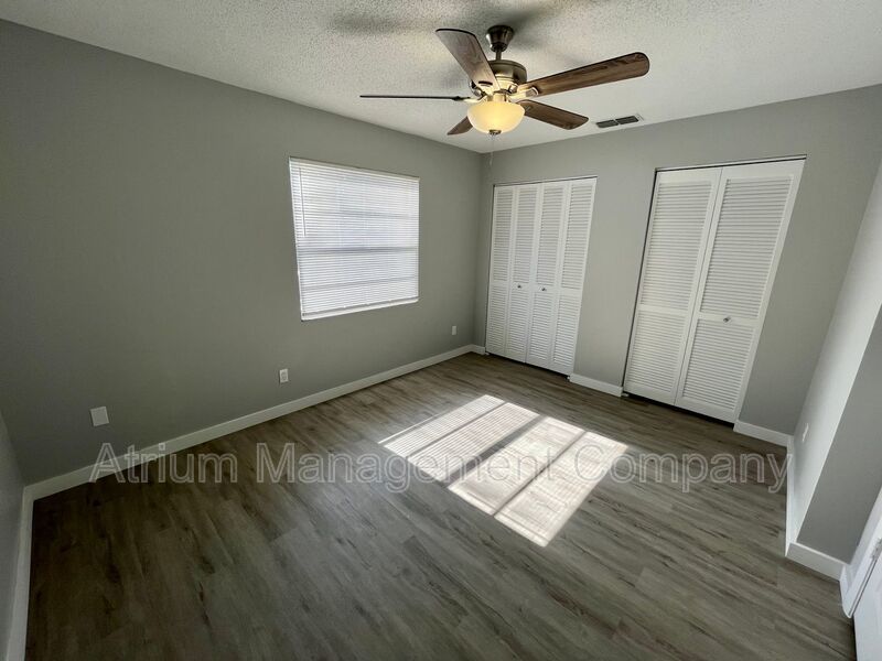 2 Bedroom 1 Bathroom Upgraded Temple Terrace Apartment property image
