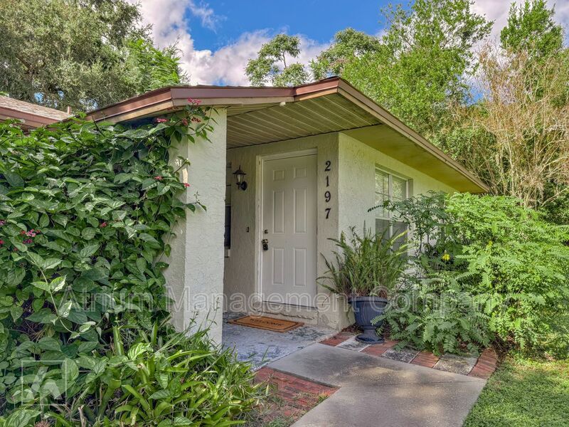 Charming 2-Bedroom Duplex for Rent in Orlando's SoDo District! property image