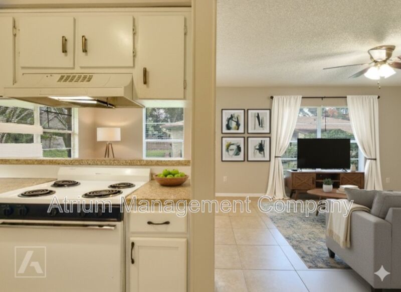 Charming 2-Bedroom Duplex for Rent in Orlando's SoDo District! property image