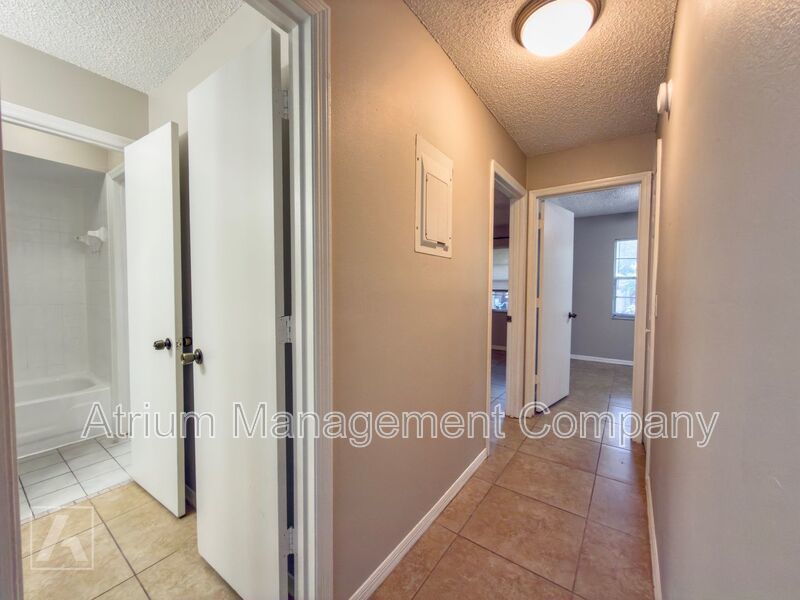 Charming 2-Bedroom Duplex for Rent in Orlando's SoDo District! property image