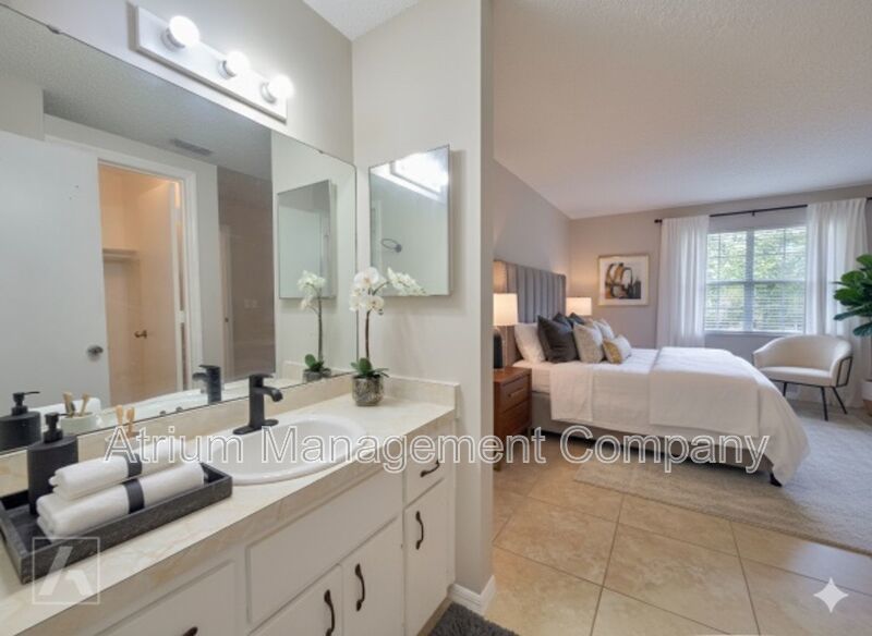 Charming 2-Bedroom Duplex for Rent in Orlando's SoDo District! property image