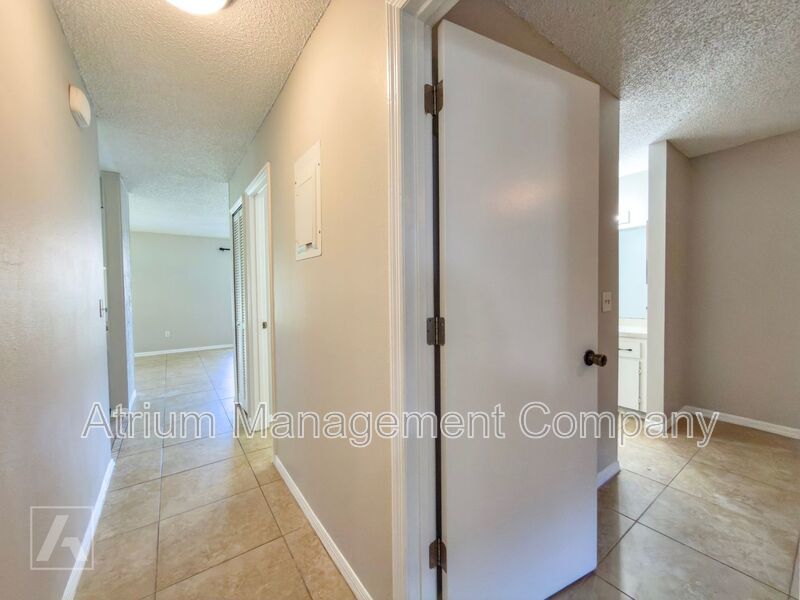 Charming 2-Bedroom Duplex for Rent in Orlando's SoDo District! property image