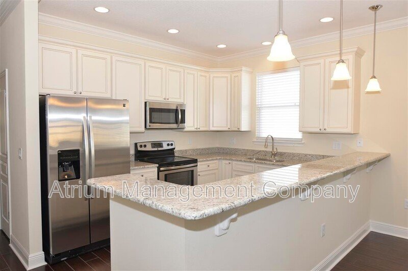 3 Bedroom, 2.5 Half Bath Town Home Downtown Orlando property image