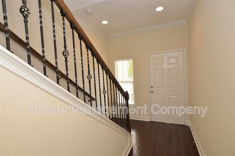 3 Bedroom, 2.5 Half Bath Town Home Downtown Orlando property image