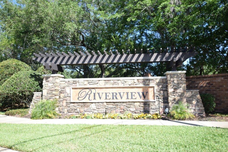 Beautiful 2 Bed 2.5 Bath with Loft Gated Town Home for Rent in Sanford, FL! property image