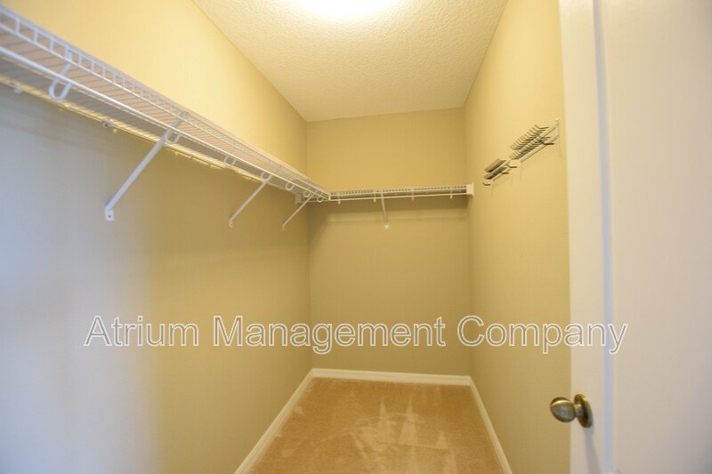 Beautiful 2 Bed 2.5 Bath with Loft Gated Town Home for Rent in Sanford, FL! property image